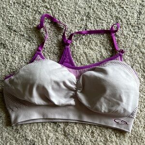 Sports bra. Purple. Size M
